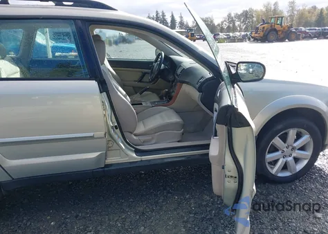 2006 Subaru Outback 2.5I Limited из США, поврежденный, VIN 4S4BP62C267303288